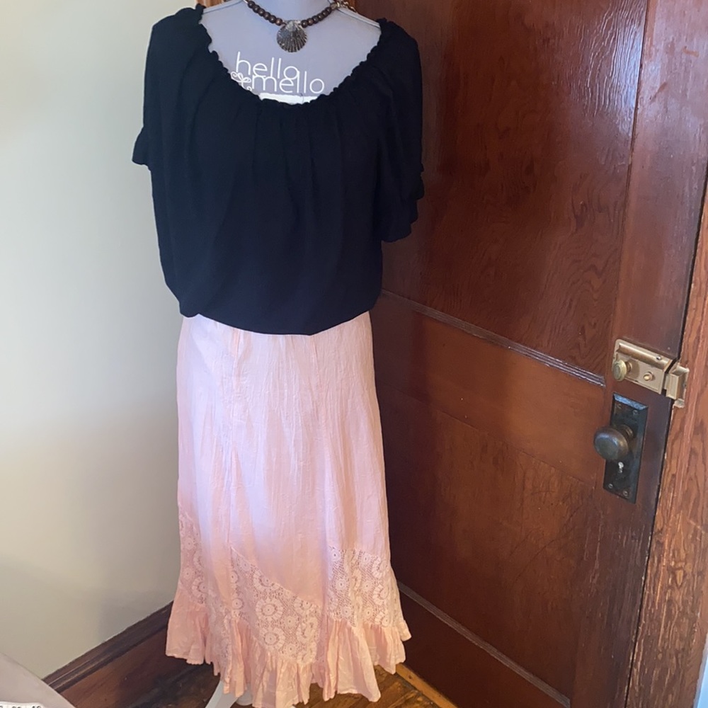 🌹 Boho 100 % Cotton Pink Skirt🌹